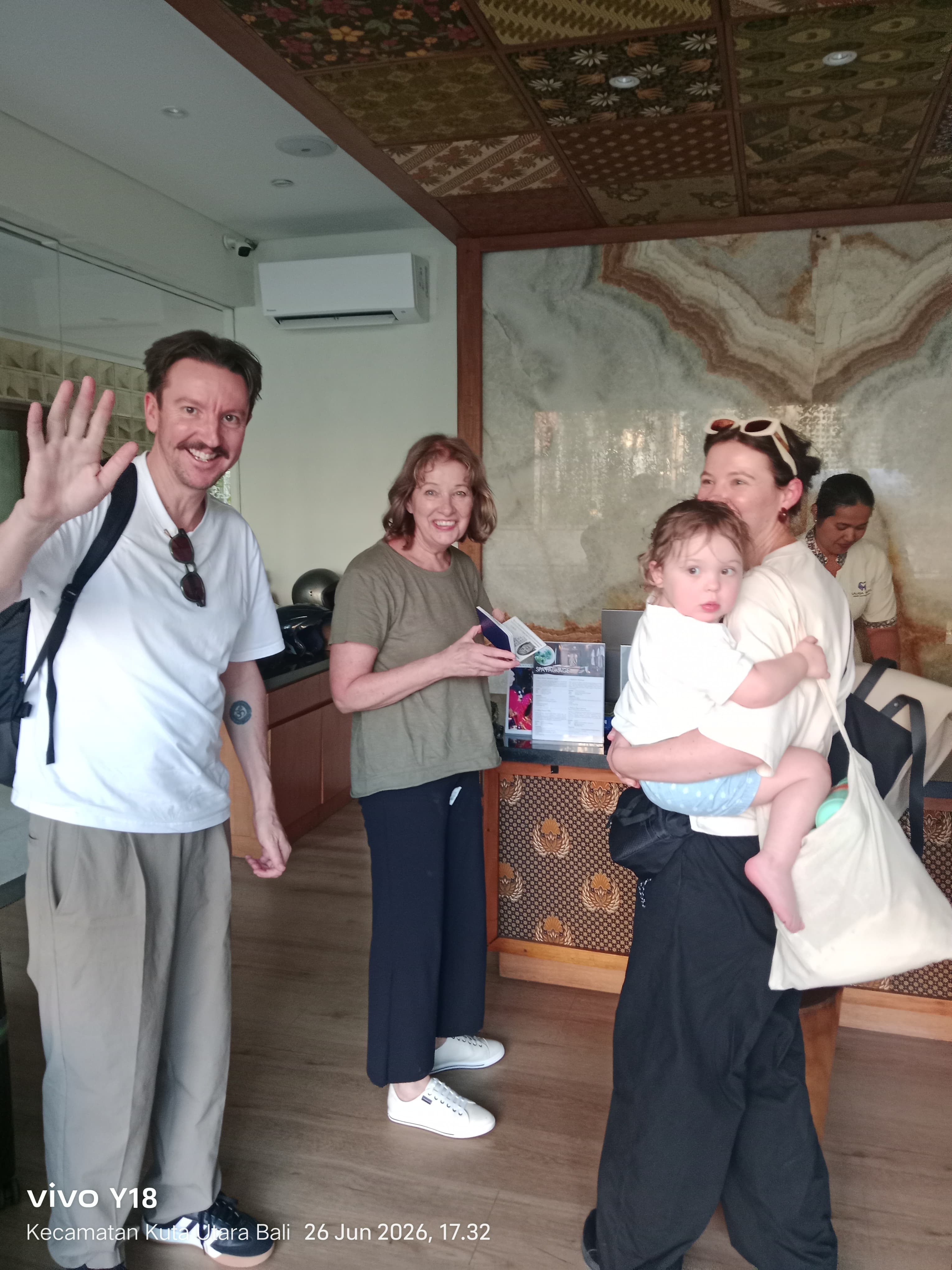 Mr Grant L. – Bali Family Travels customer review